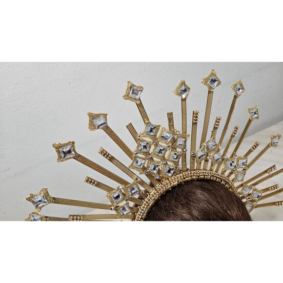 NWOT Gold Sunburst Halo Crown: Festival Goddess Headpiece Crown main image 5